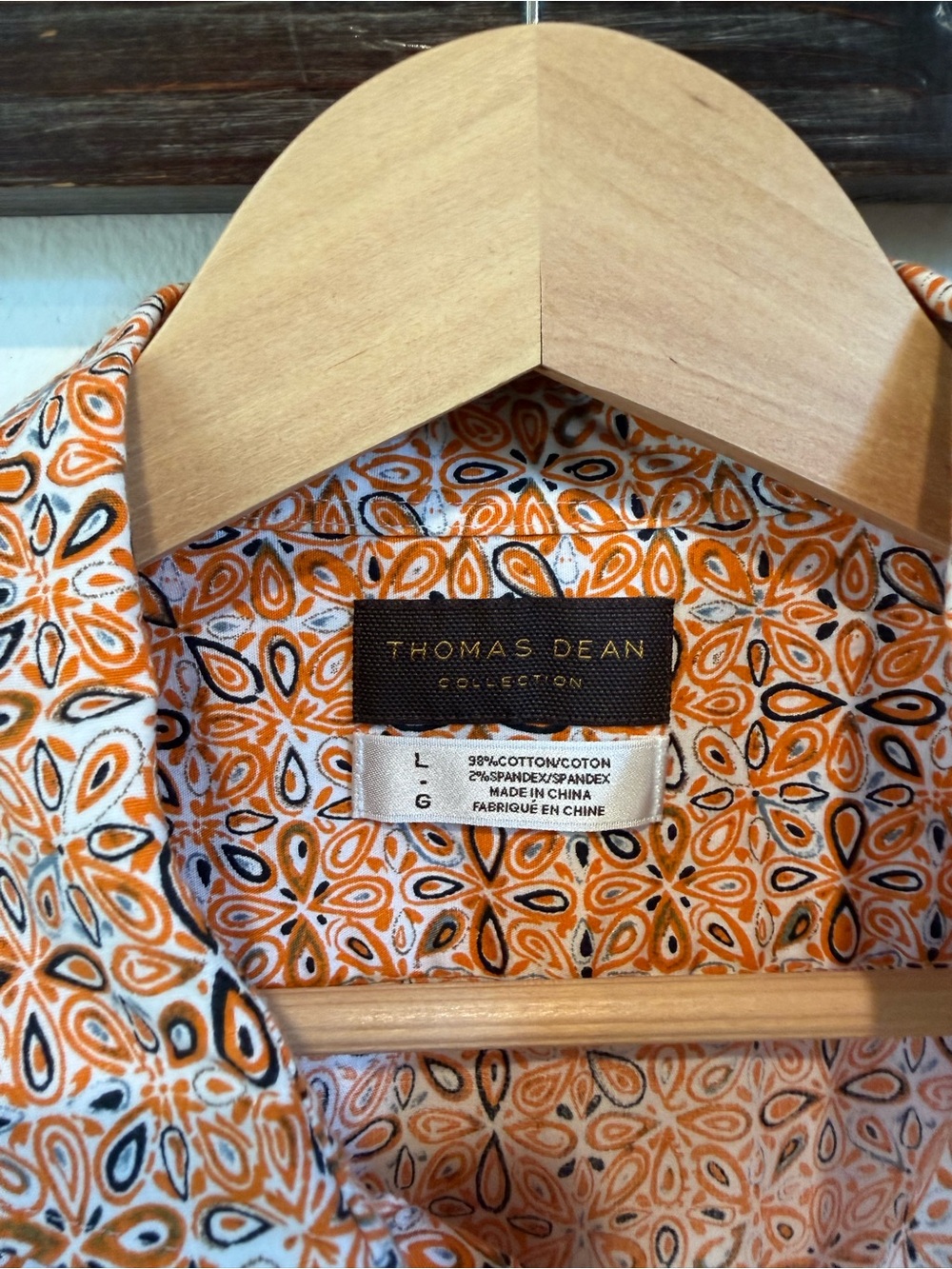 Thomas Dean Orange and White Geometric Short-Sleeve Button-Down